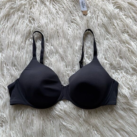 Skims Fits Everybody T-shirt Bra Onyx Size 42B - Picture 2 of 8